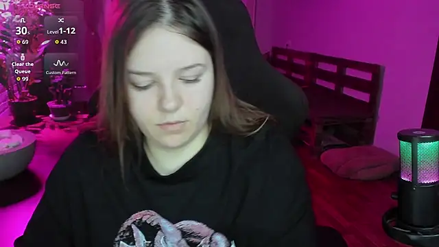 XNirvanaX online show from December 20, 2025, 4:15 am