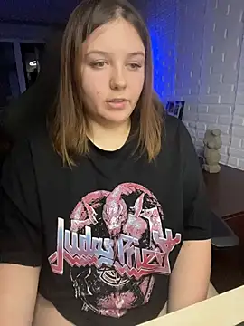 Snapshot of XNirvanaX chatting on November 15, 2025, 2:15 am XNirvanaX online show from November 15, 2025, 2:15 am