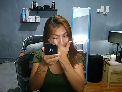 luxxy grand online show from November 20, 2025, 6:08 pm