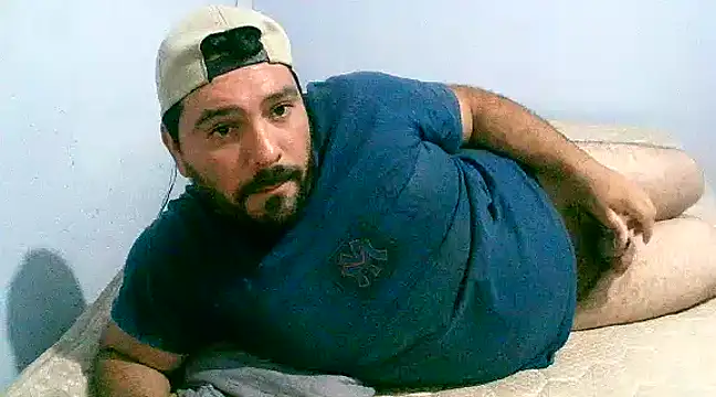 Snapshot of lucasprloco chatting on March 6, 2025, 12:21 am lucasprloco online show from March 6, 2025, 12:21 am