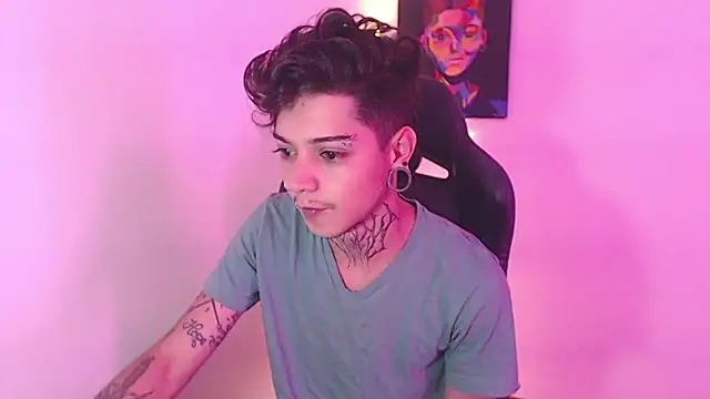 Snapshot of saad_man chatting on January 9, 2025, 11:56 pm saad man online show from January 9, 2025, 11:56 pm