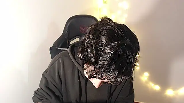 Snapshot of saad_man chatting on February 7, 2025, 9:16 am saad man online show from February 7, 2025, 9:16 am