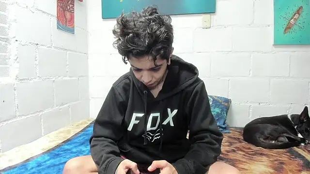 Snapshot of saad_man chatting on February 19, 2025, 2:55 pm saad man online show from February 19, 2025, 2:55 pm