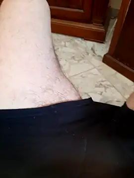 Snapshot of Alex_7422 chatting on September 16, 2025, 1:12 pm Alex 7422 online show from September 16, 2025, 1:12 pm