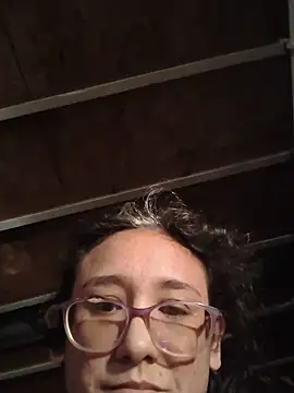 madelyndrae online show from June 15, 2026, 4:23 am