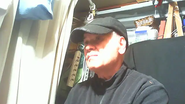 nonnomaturobisex online show from October 13, 2025, 8:16 am