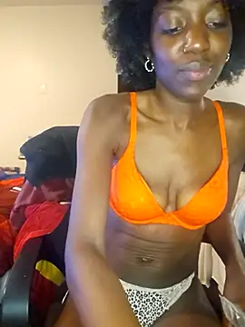 oliviaprettypussy online show from October 24, 2025, 1:32 pm