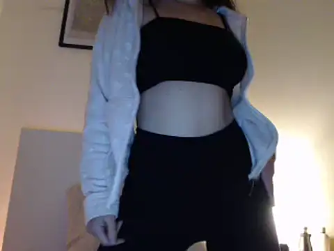 Snapshot of ocean_eyess_ chatting on November 30, 2025, 6:52 pm ocean eyess online show from November 30, 2025, 6:52 pm