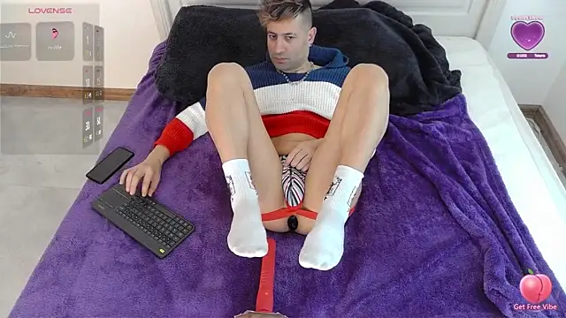 madmaxxx1989 online show from January 24, 2025, 4:48 am