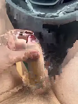 Snapshot of Vgma057 chatting on September 15, 2025, 9:43 am Vgma057 online show from September 15, 2025, 9:43 am