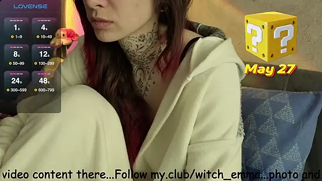 Witch Emma online show from May 27, 2026, 7:16 am