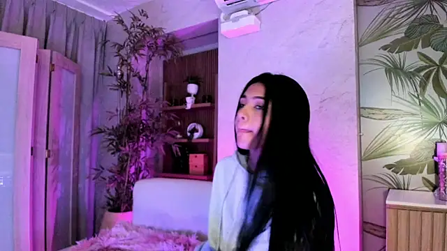 Snapshot of AntonellaRossi chatting on April 21, 2026, 1:42 am AntonellaRossi online show from April 21, 2026, 1:42 am