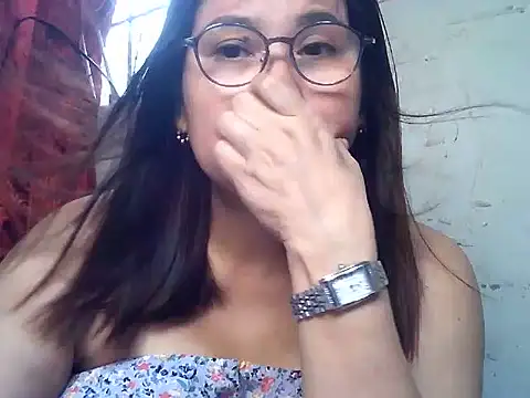 Snapshot of Amazing_Angel22 chatting on July 13, 2026, 12:32 am Amazing Angel22 online show from July 13, 2026, 12:32 am