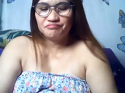 Snapshot of Amazing_Angel22 chatting on July 9, 2026, 2:05 pm Amazing Angel22 online show from July 9, 2026, 2:05 pm