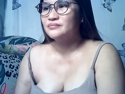Snapshot of Amazing_Angel22 chatting on July 8, 2026, 2:03 am Amazing Angel22 online show from July 8, 2026, 2:03 am