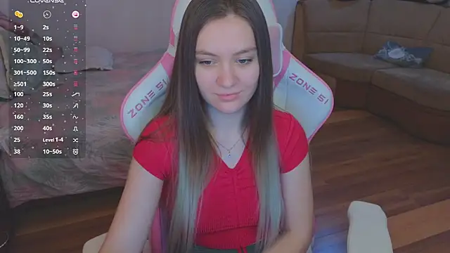 Snapshot of CyrilaPuff chatting on January 9, 2025, 7:21 am CyrilaPuff online show from January 9, 2025, 7:21 am