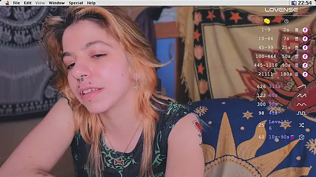 Kryptosworld online show from March 17, 2025, 9:57 pm