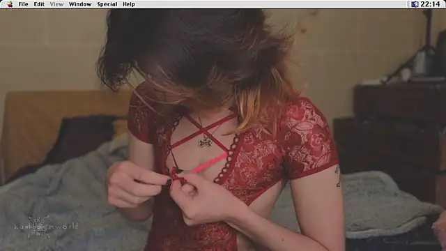 Kryptosworld online show from December 3, 2025, 9:14 pm