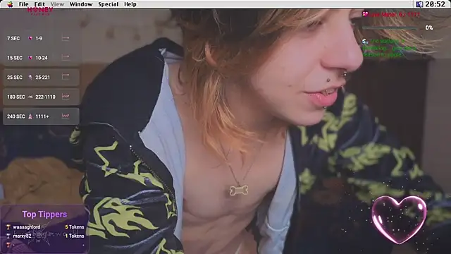 Kryptosworld online show from October 3, 2025, 6:53 pm