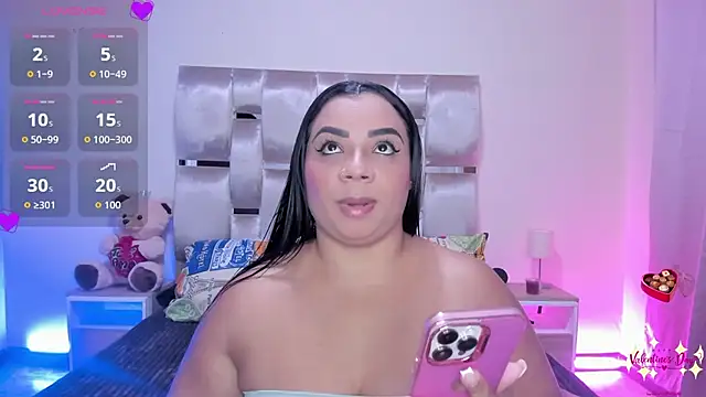 Snapshot of MelanyShayk chatting on February 20, 2026, 4:09 am MelanyShayk online show from February 20, 2026, 4:09 am