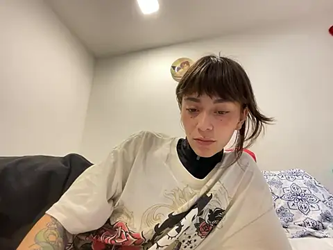 Snapshot of This_black_sheep chatting on March 17, 2025, 11:13 pm This black sheep online show from March 17, 2025, 11:13 pm