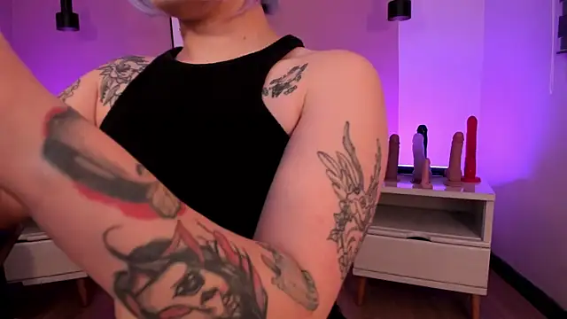  asami chieko  online show from September 8, 2025, 8:08 pm