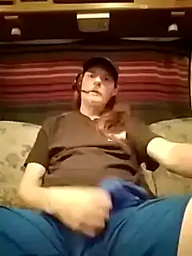 Snapshot of truckerlove69 chatting on February 23, 2025, 3:56 am truckerlove69 online show from February 23, 2025, 3:56 am