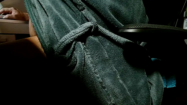 suedel65 online show from October 26, 2025, 3:29 am