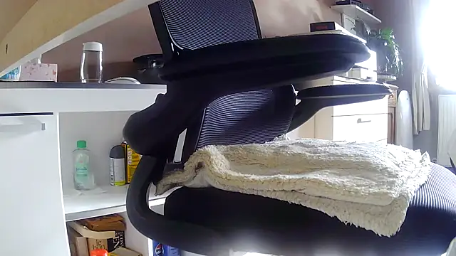 suedel65 online show from March 29, 2026, 2:52 pm