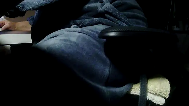 suedel65 online show from February 7, 2026, 4:31 am