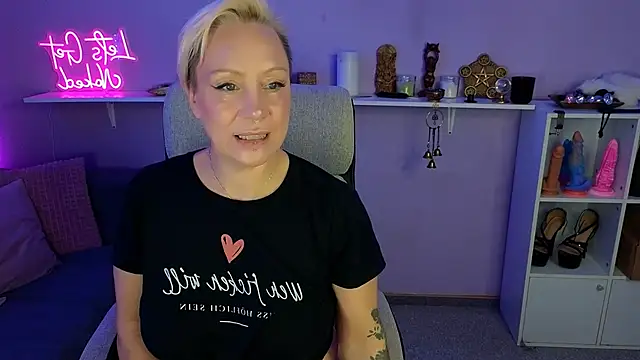 Jan ina online show from November 20, 2025, 6:08 pm