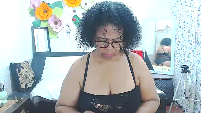 Snapshot of Yayis-hot-sexyw chatting on March 23, 2025, 1:31 am Yayis-hot-sexyw online show from March 23, 2025, 1:31 am