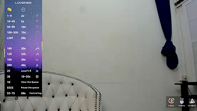 Cleopatra Trans online show from March 21, 2025, 6:27 am