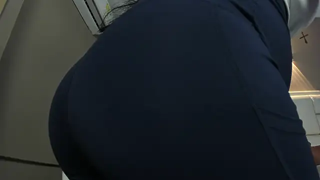  BunnyNaugthy online show from October 26, 2025, 1:00 pm