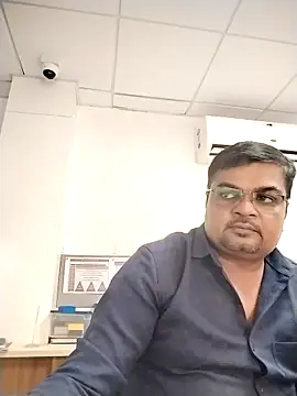 Desi Londa 143 online show from September 10, 2025, 12:15 pm