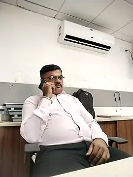 Desi Londa 143 online show from February 16, 2026, 5:50 am