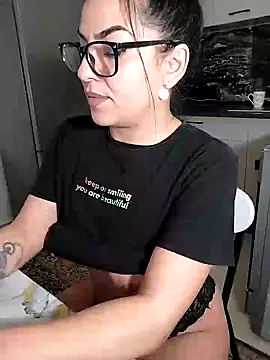 Snapshot of hot-babygirl chatting on February 4, 2025, 10:02 pm hot-babygirl online show from February 4, 2025, 10:02 pm