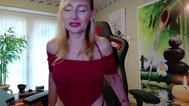 Snapshot of HotLana69 chatting on June 30, 2026, 6:19 pm HotLana69 online show from June 30, 2026, 6:19 pm