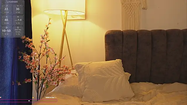 bunnycuteshy online show from September 23, 2025, 2:24 pm