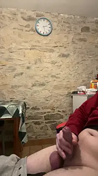 Snapshot of yann2392 chatting on December 17, 2025, 3:17 pm yann2392 online show from December 17, 2025, 3:17 pm