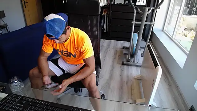 samricci21 online show from October 11, 2025, 9:54 am