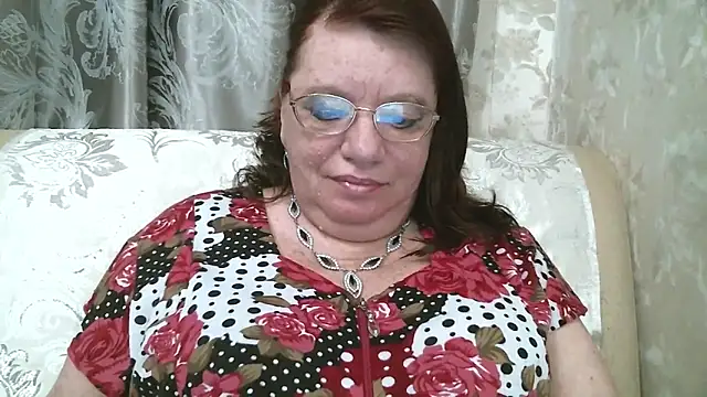 SusanaAhSun online show from May 11, 2026, 11:11 am
