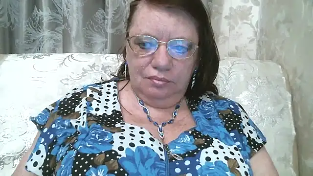 SusanaAhSun online show from June 5, 2026, 11:16 am