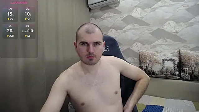 Snapshot of SerzhKorol1 chatting on March 22, 2025, 9:34 am SerzhKorol1 online show from March 22, 2025, 9:34 am