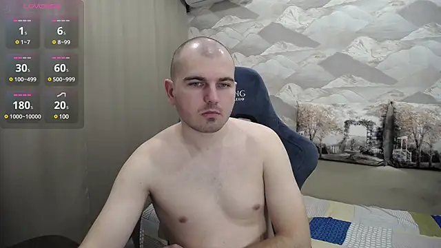 Snapshot of SerzhKorol1 chatting on March 15, 2025, 8:04 am SerzhKorol1 online show from March 15, 2025, 8:04 am