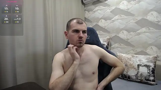 Snapshot of SerzhKorol1 chatting on July 13, 2026, 10:03 am SerzhKorol1 online show from July 13, 2026, 10:03 am