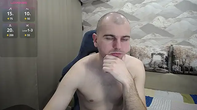 Snapshot of SerzhKorol1 chatting on March 14, 2025, 8:53 am SerzhKorol1 online show from March 14, 2025, 8:53 am