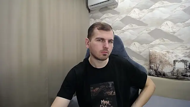 SerzhKorol1 online show from October 30, 2025, 5:39 am