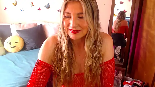 Jolie-Mature online show from October 14, 2025, 7:58 pm