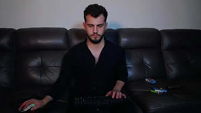 CrazyDom1 online show from March 8, 2026, 1:11 am